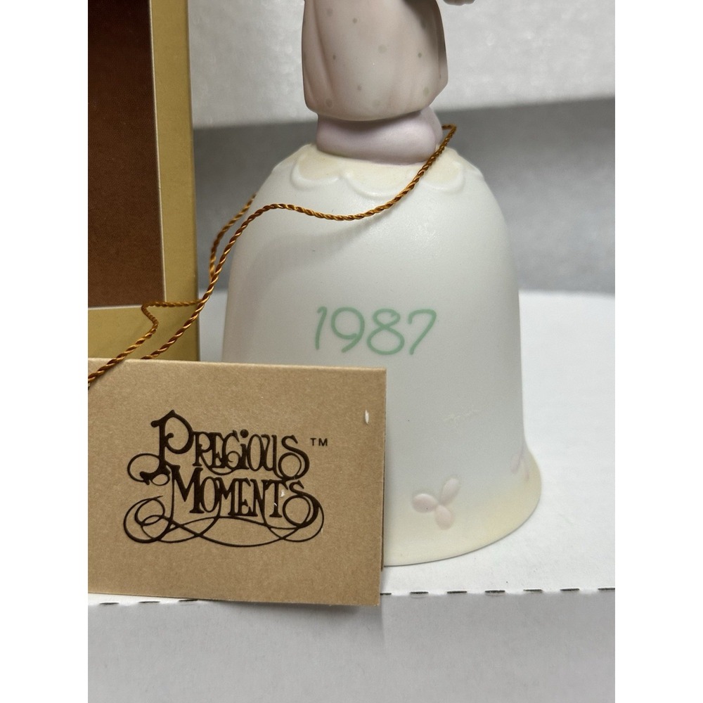 Precious Moments "Love Is‎ The Best Gift Of All" 1987 Figurine Bisque Bell - Picture 3 of 8